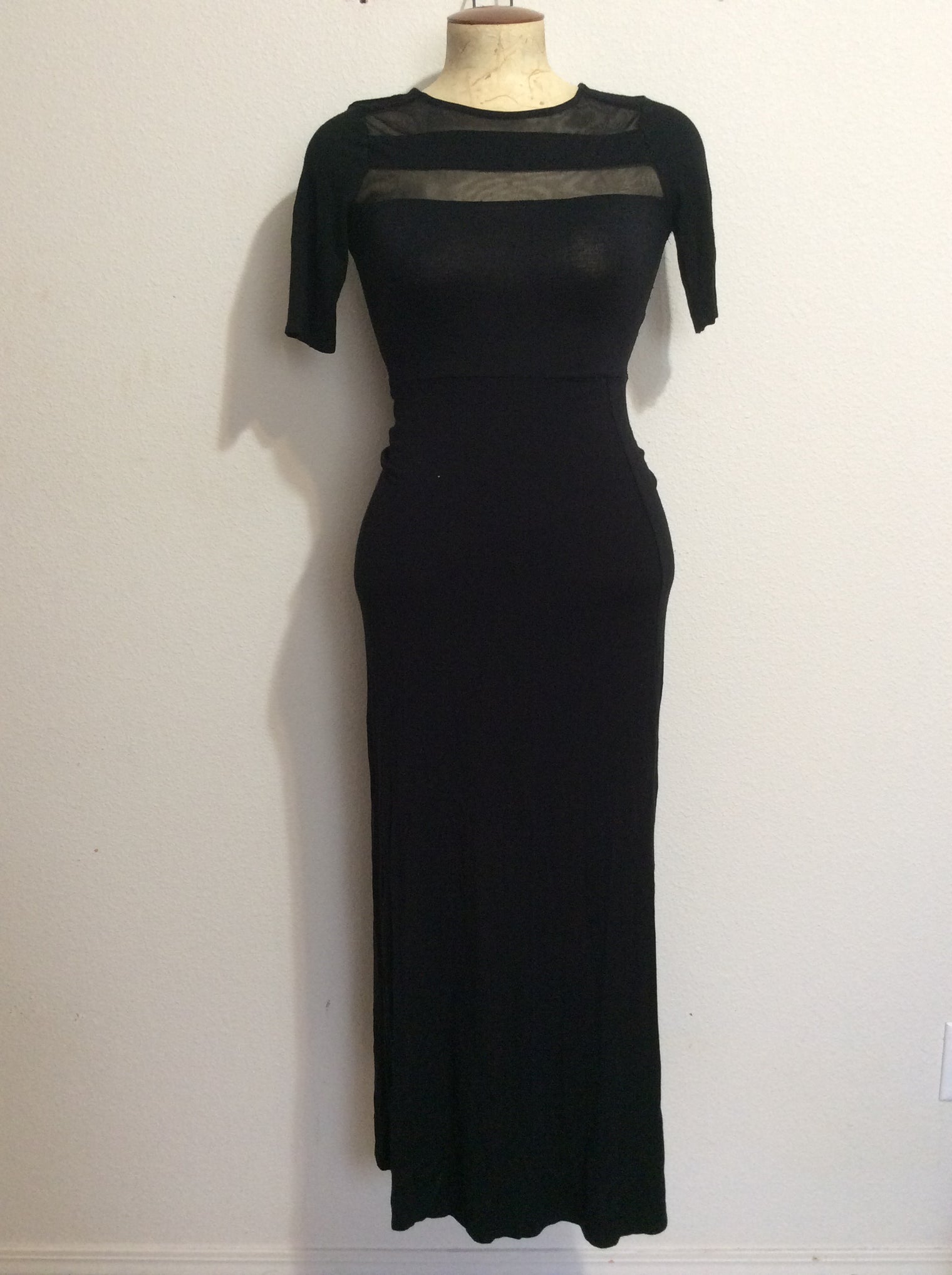 Elegant Women's Black Dress